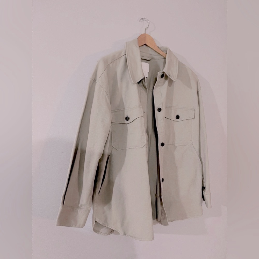 H&M beige heavyweight spring jacket light tan size L